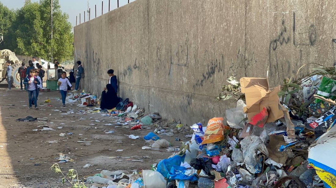 مدير البلدية يصارح أهل النجف بشأن النفايات: العمال صاروا شرطة وهذه تفاصيل ما حصل