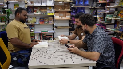 “جمار” ليست أكبر مكتبات البصرة ولكن.. دردشة مع ثائر المنصوري في المعقل