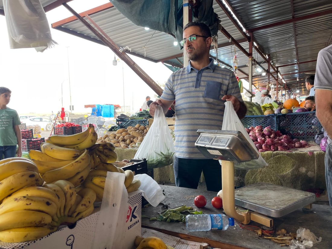 علوة كركوك: الباميا العراقية “مغرورة” بـ4 آلاف.. والمشمش يختفي بسرعة (صور)