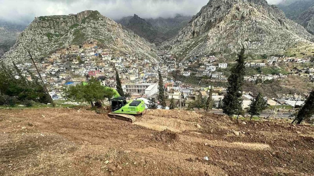 نقلت 7 قبور ووسعت الطرق.. عقرة تستعد لنوروز (صور)