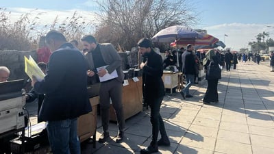 “عرضحالجية” الموصل غاضبون: “شفل” البلدية حطم أرزاقنا وذاكرة الستينيات