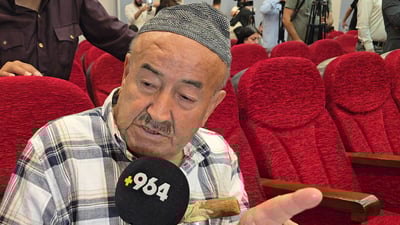 40 ساڵە براکەی ونبووە و ئێستاش بە کوڵ بۆی دەگری