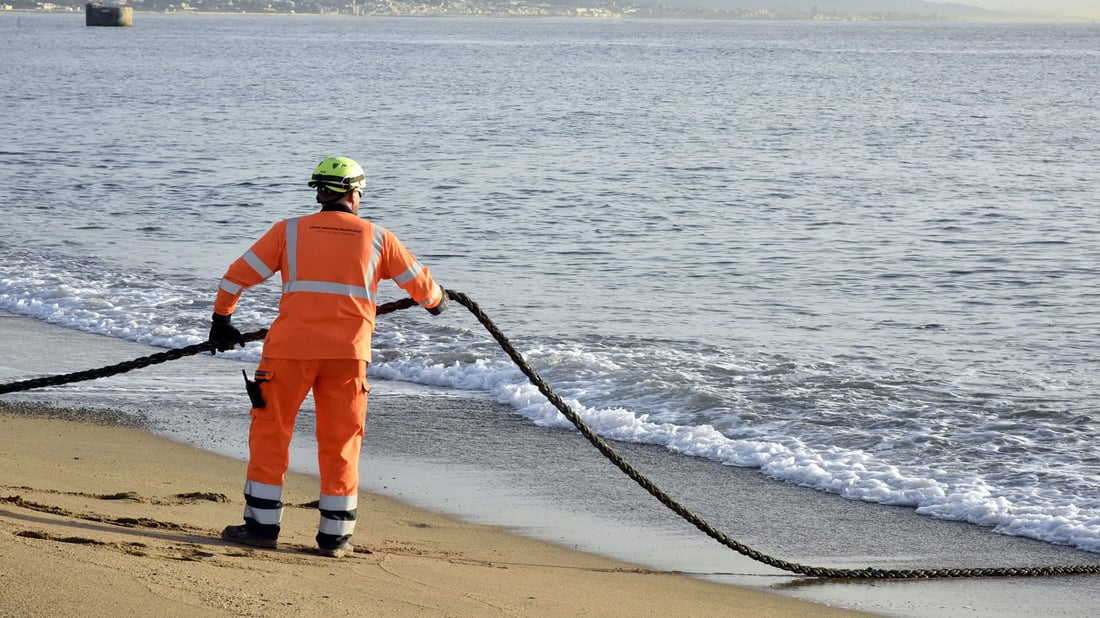 کێبڵ بچڕاوە بۆیە خەت خاوە