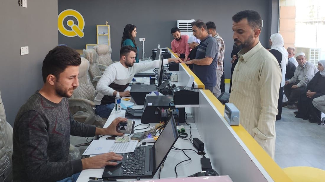 لا داعي للذهاب إلى الموصل.. العمل تفتتح مركزاً جديداً لإصدار “الكي كارد” في برطلة