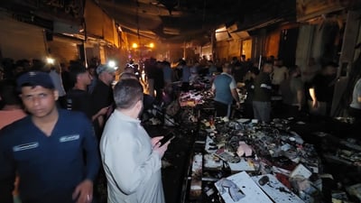 بەم شەوە ئاگرێکی نادیار بازاڕی گەورەی کەرکوکی گرتەوە