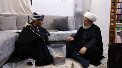 الحسان يبحث مع الكربلائي دور المرجعية في حماية النسيج العراقي