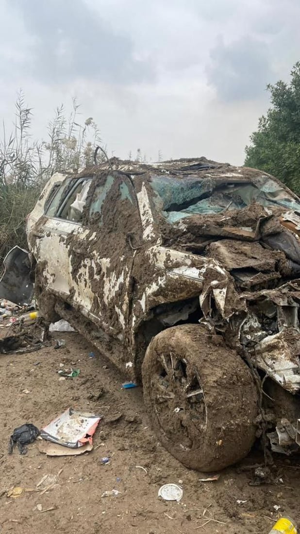 نجاة رجل أعمال بارز من حادث سير مميت في الديوانية (صور)