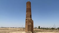 توأم المنارة الحدباء في كركوك بوضع خطير وبحاجة إلى تدخ