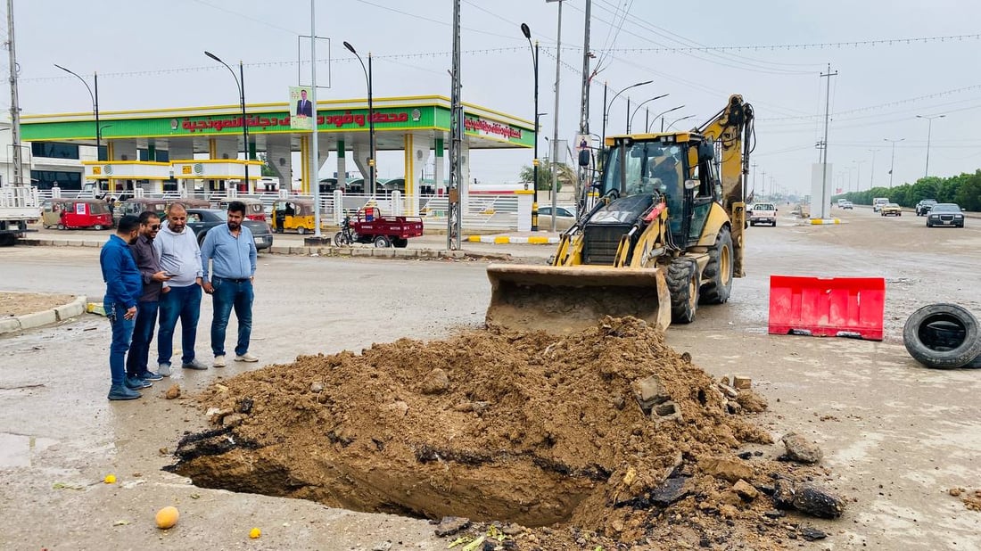 صور: حفرة العمارة الكبيرة رُدمت.. بانتظار التوجيهات لتبديل الأنبوب عند تقاطع نهاوند