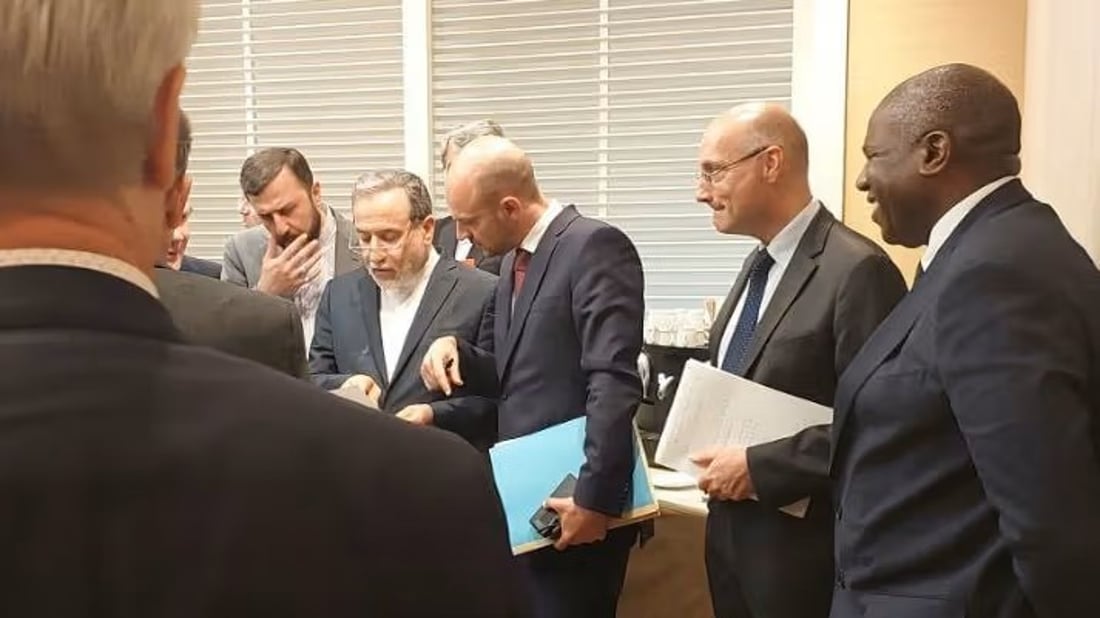 القاهرة تنقل رسائل إيرانية لواشنطن.. ترامب يريد استبدال عباس عراقجي