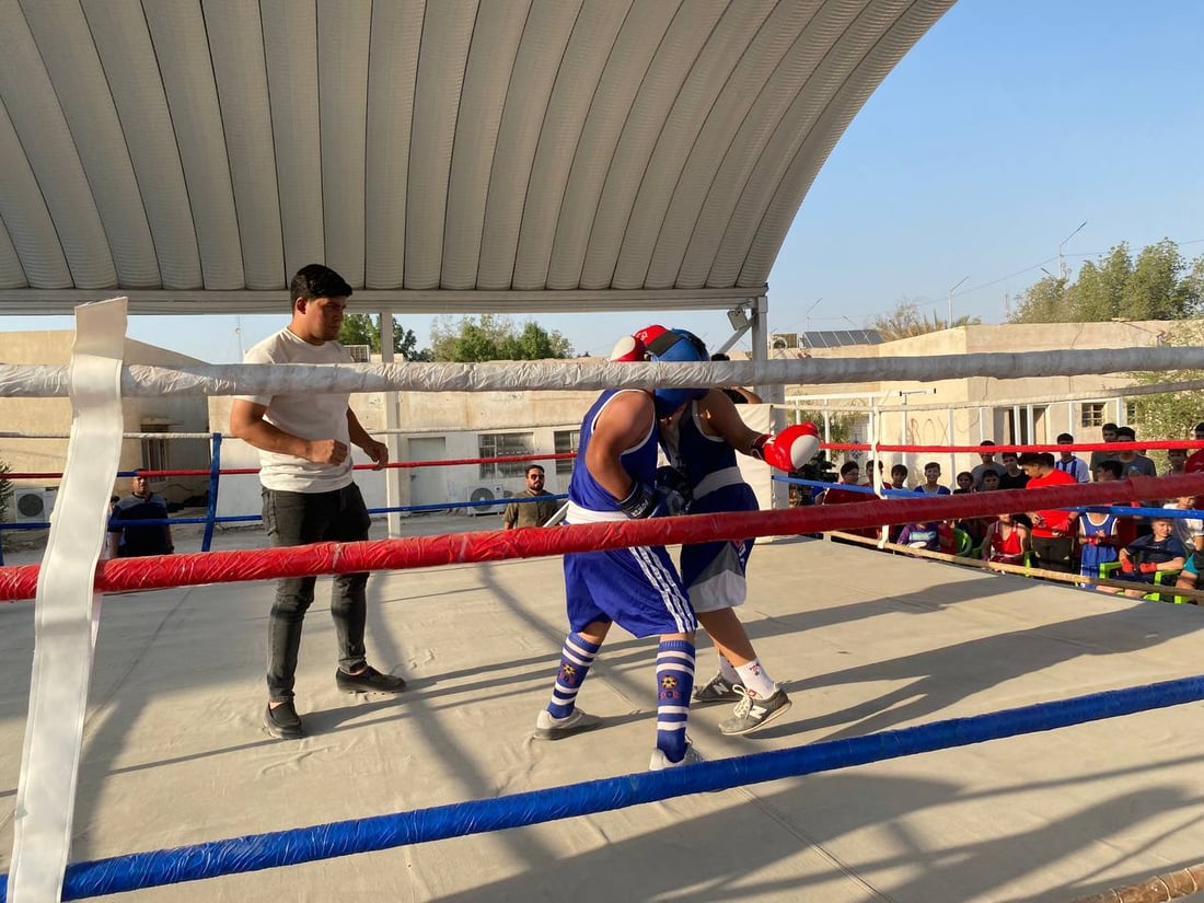 نزالات مشتعلة بين أشبال الحشد وذي قار في بطولة للملاكمة (صور)