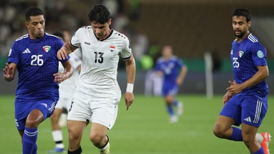 سيف رشيد يسجل هدف التقدم للعراق في مرمى الكويت