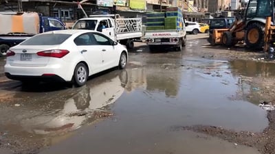فيديو: الكوادر تحاول إصلاح كسر حي العامل الذي أغلق منطقة “84”