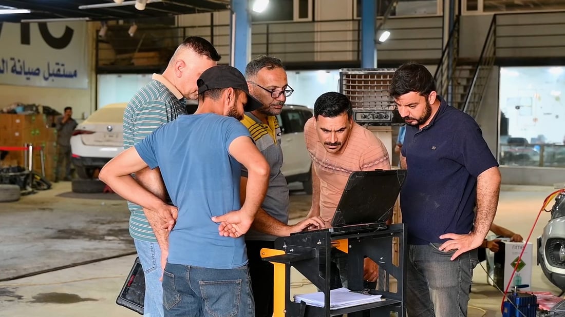 Diyala initiative trains mechanics to diagnose faults in modern cars