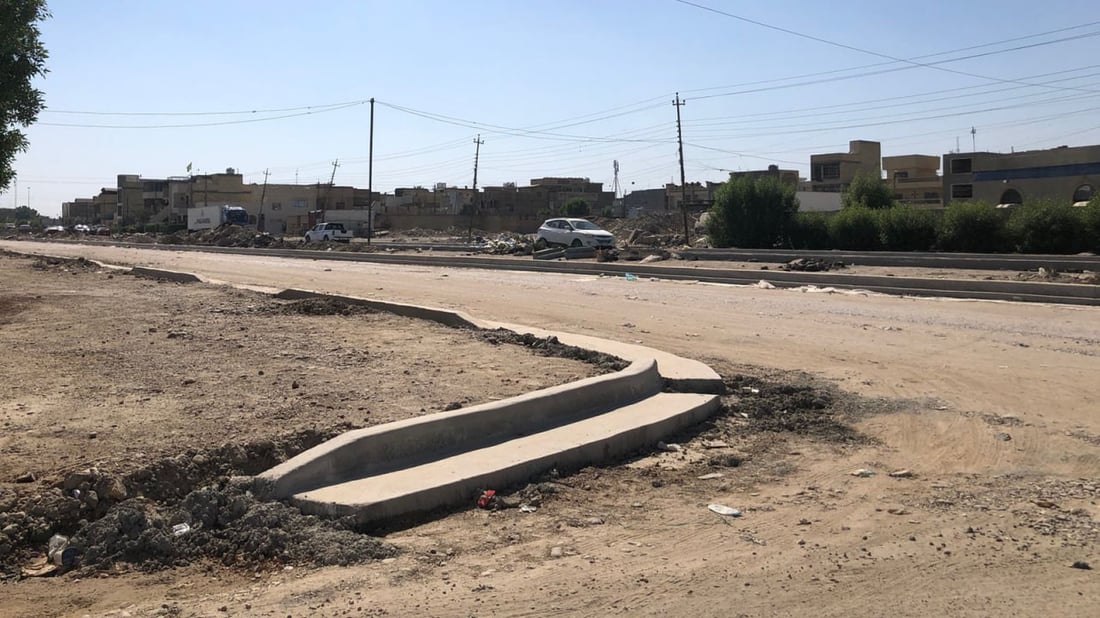 “صبة رصيف فقط” خلال عام!.. صور من مشروع شارع الرفاق “البطيء” في بغداد
