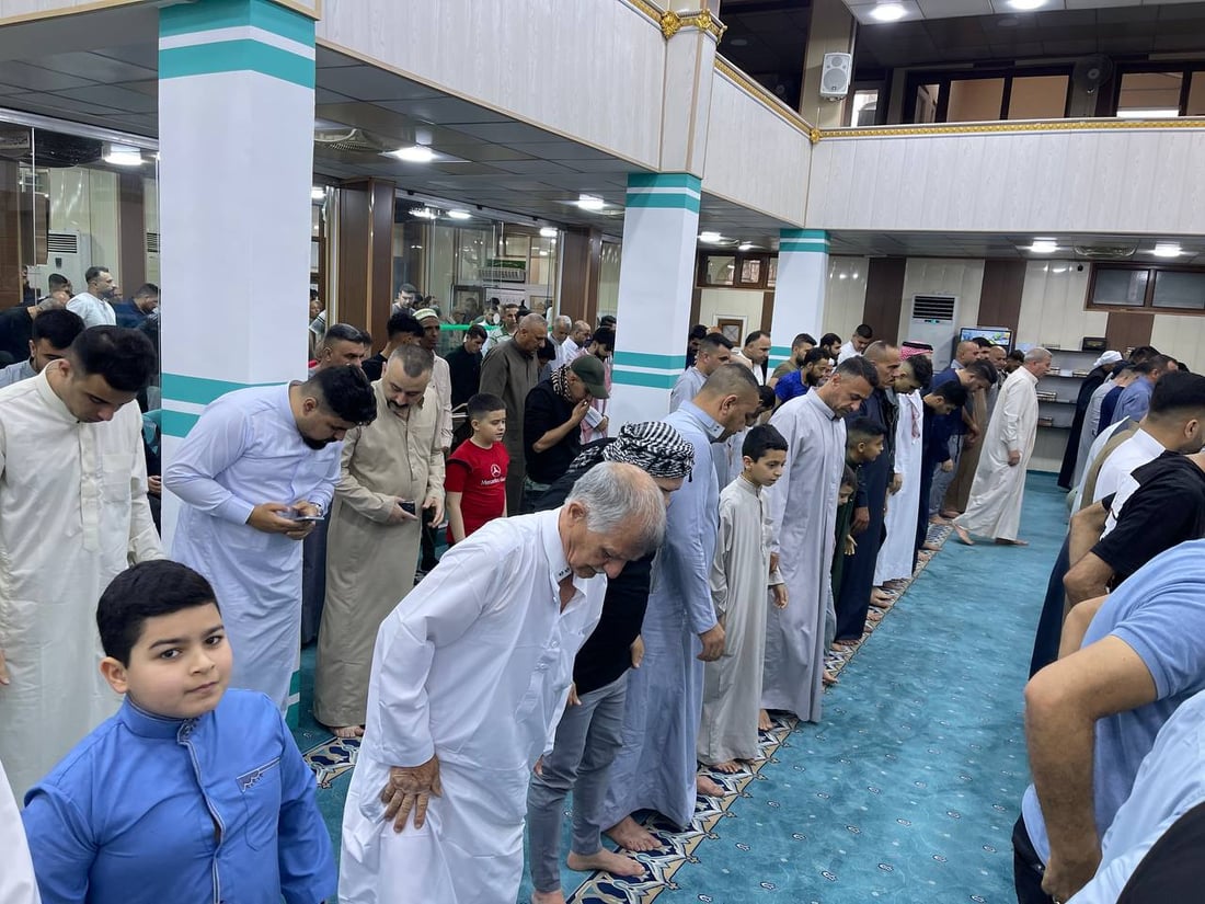 صور من جامع “الحاجة صبرية” في كركوك.. الشيخ “ديار” دعا إلى الصدق وصلة الأرحام