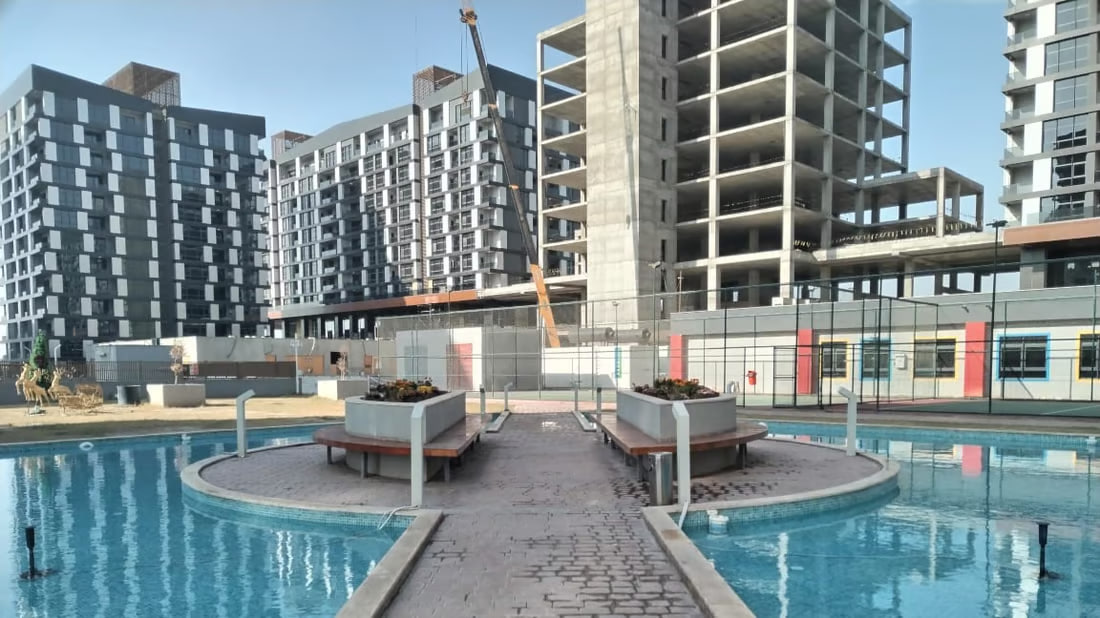 Exclusive residential complexes under construction in Baghdad’s green zone