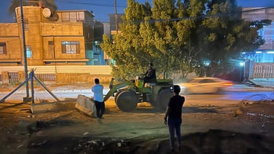 بغداد: المنصور تنسى “حادثة القطار” وتعيد فتح “معبر السكة” في الداودي