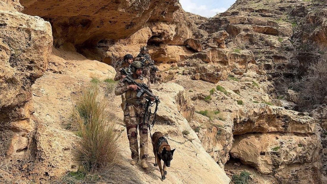 پێشمەرگە و دژەتیرۆری عێراق لە چیای قەرەچوغ هێرشیان كرد