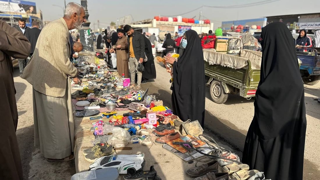 الديوانية: سوق الجمعة مزاد الفقراء ونوادر السلع.. كل شيء بنصف القيمة