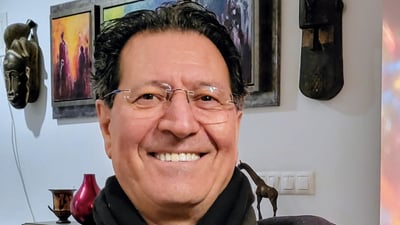 مرشح رئاسة العراق حسين سنجاري ينشر رؤيته.. دبلوماسية الحصر وشباب أكبر من السلاح