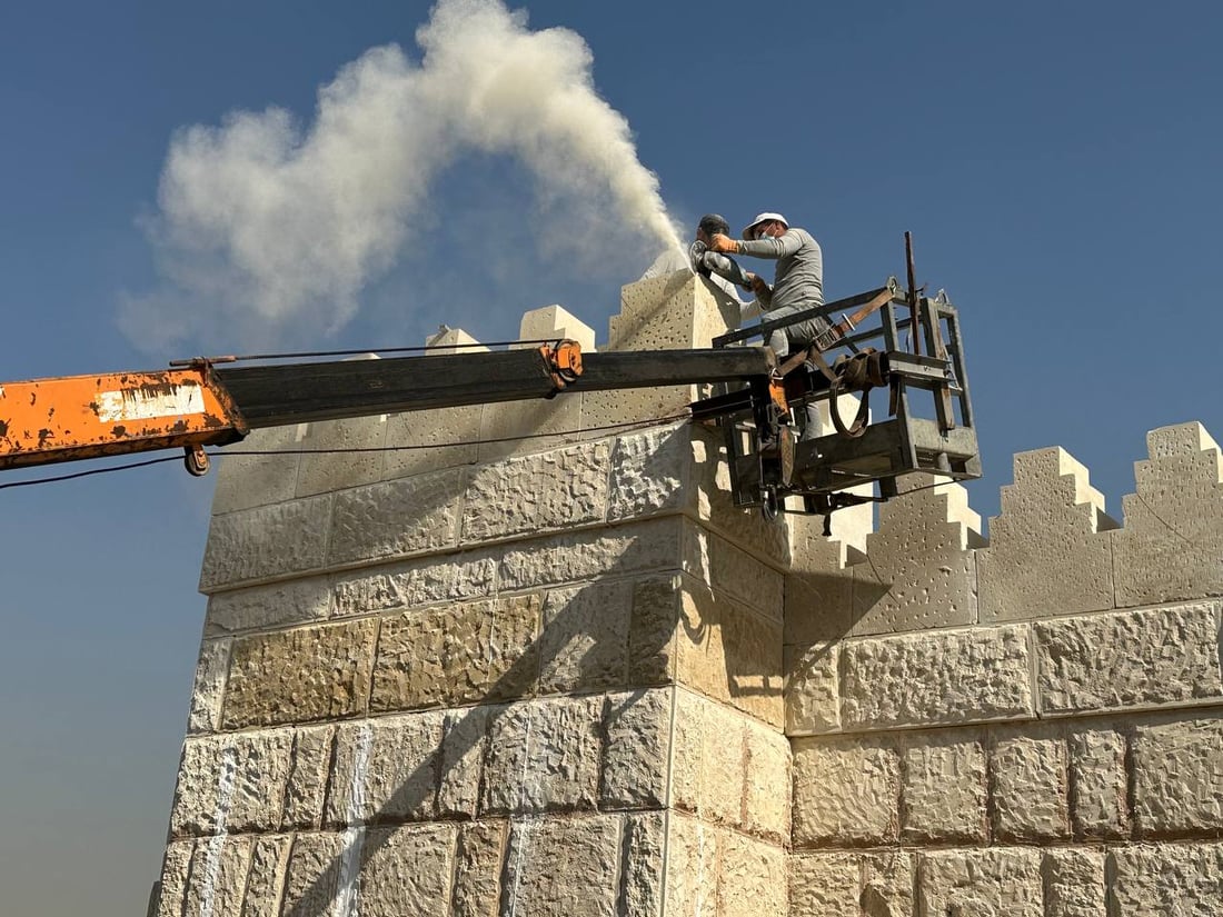 الموصل: ثري يتبرع بـ 160 مليون لإعمار السور الأثري ويدعو أقرانه للانضمام (صور)