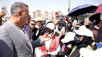 “شكلوا لجنة وآخذكم للزيدي”.. العيداني بين المهندسين المتظاهرين في البصرة