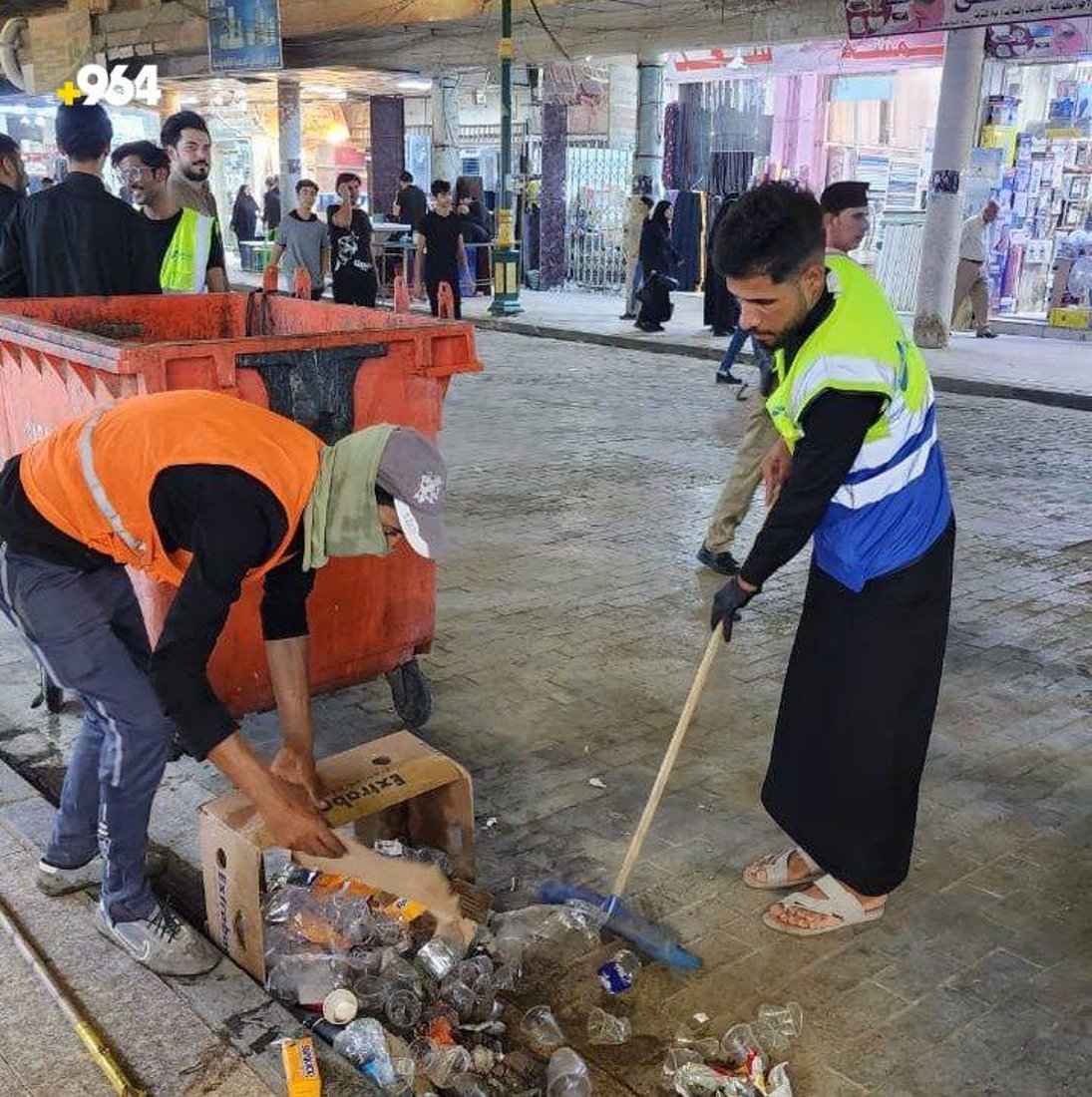 صور: بلدية السماوة لا تغطي 1600 موكب والمتطوعون نظفوا الشوارع بعد ليلة الزناجيل