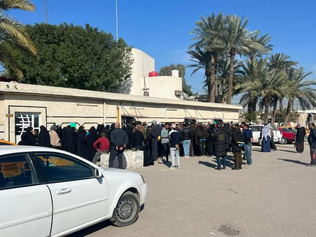 بغداد: طوابير انتظار طويلة لاستمارة تمليك العشوائيات في بلدية الغدير