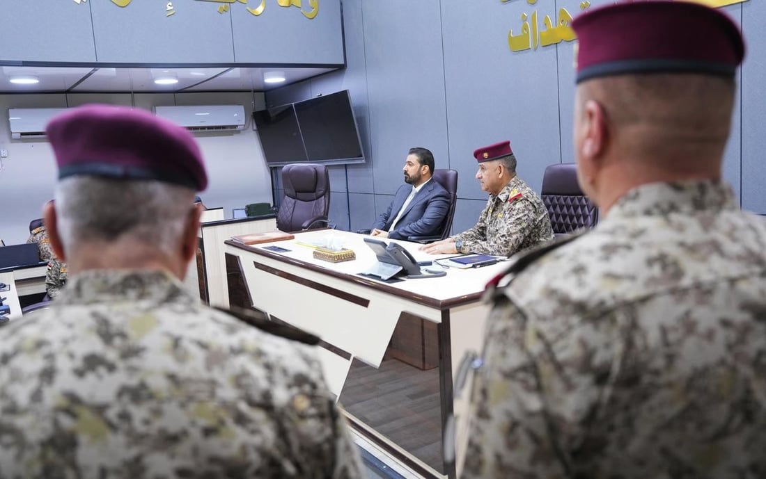 أول تحرك من الزيدي بصفة القائد العام للقوات المسلحة: اجتماع في مقر العمليات