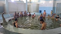 فيديو من داخل جلسات الاستجمام في مياه حمام العليل المع