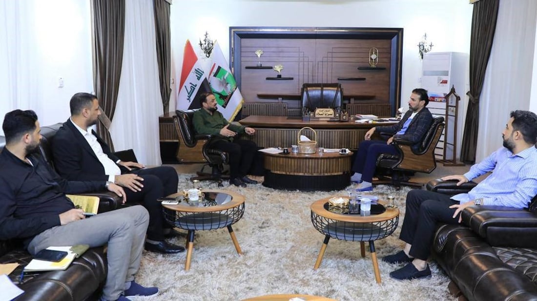 مسؤول سرايا السلام يعقد اجتماعاً على مستوى قادة 4 محافظات