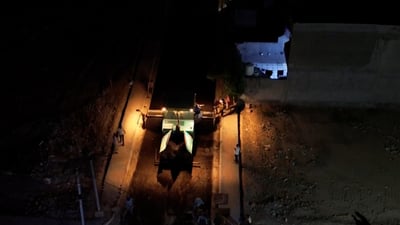 فيديو: اللطيفية حوّلت الأعمال إلى الليل هرباً من الحرارة والزحام