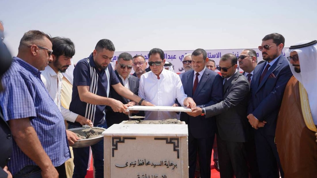 محافظ نينوى يضع حجر الأساس لمستشفى تل عبطة ويتجول في أسواق الناحية