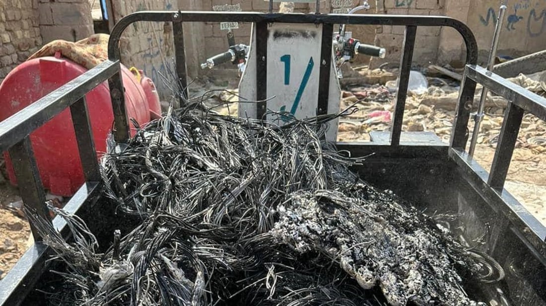 صاحب محل أبلغ عنهم.. الشرطة تعتقل عصابة الكيبلات بعد محاولة بيعها في السوق