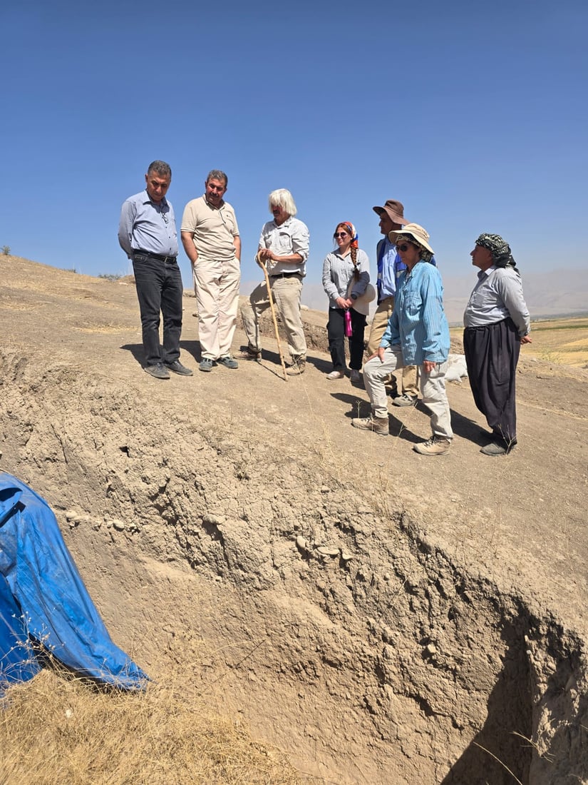 تیمه‌كانى سێ زانكۆى جیهانى كارى كنه‌و پشكنین له‌ سێ گردى شوێنه‌وارى سلێمانى ده‌كه‌ن
