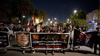 Protesters seal off Wasit government offices over fire tragedy, demand resignations