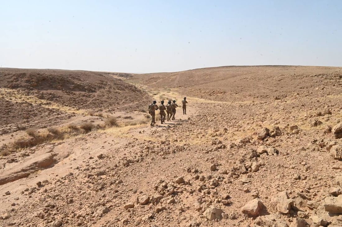 صور: مكافحة الإرهاب ينفذ حملة تفتيش واسعة في النجف والديوانية وواسط