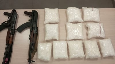 دوو کەس بە 11 کیلۆ و نیو کریستاڵەوە دەستگیر کران