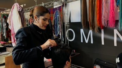 ستایلی قژی ئەفریقی خەریكە دەبێتە مۆدێل و داواكاری زۆرە