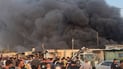 فيديو: حريق كبير يلتهم سوق الشيشان في الكوت والدفاع المدني يدفع بـ6 فرق إطفاء