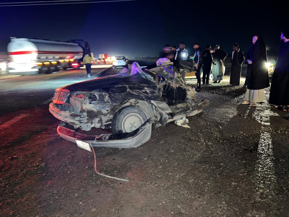 مصرع 5 أشخاص بحادث سير بين سيارتين وصهريج على طريق تكريت – بيجي (صور)