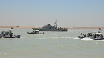 صور: القوة البحرية تنفذ تمرين “جهاد الأبطال” لتأمين المنصات النفطية