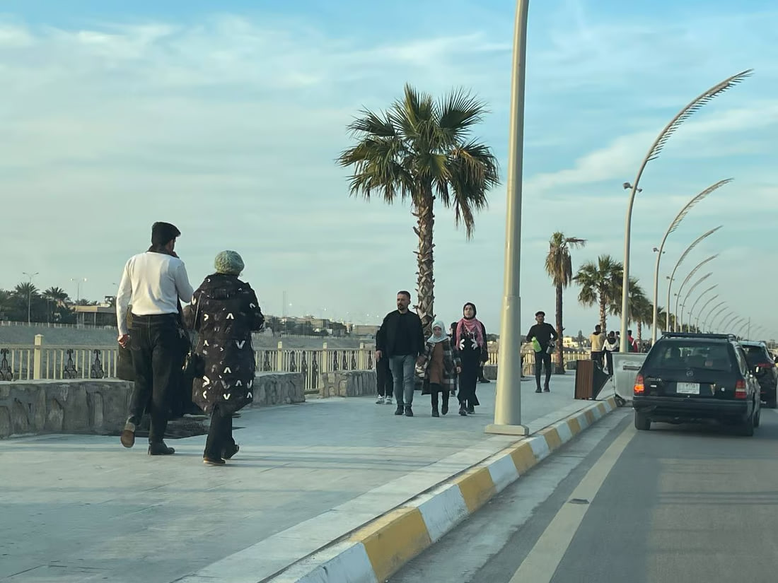 Diyala river corniche attracts families amid mild weather