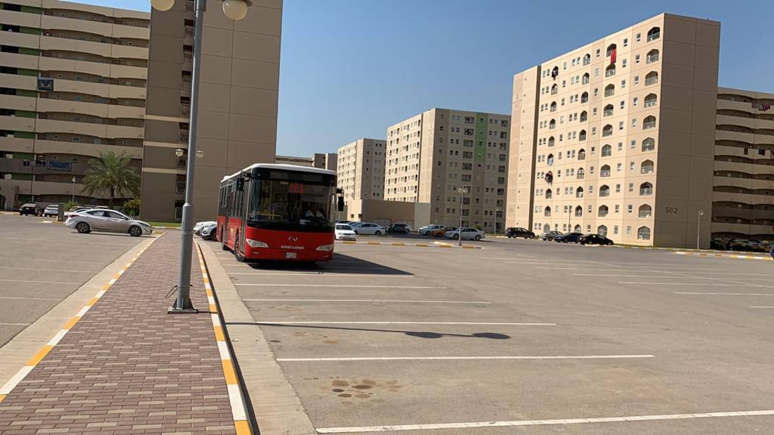 بسماية: الباص الأحمر يعود إلى المدينة بعد غياب دام عاماً.. بانتظار وصول أول دفعة حافلات