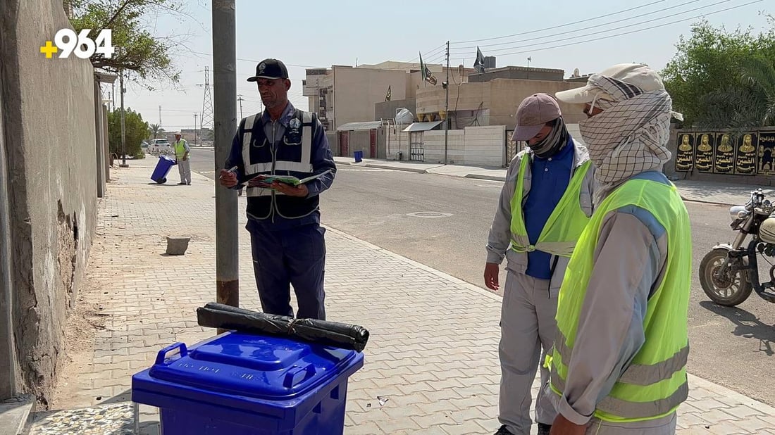 ماذا نفعل أكثر حتى لا ترموا النفايات؟.. سفوان توزع حاوية وأكياساً لكل عائلة (صور)
