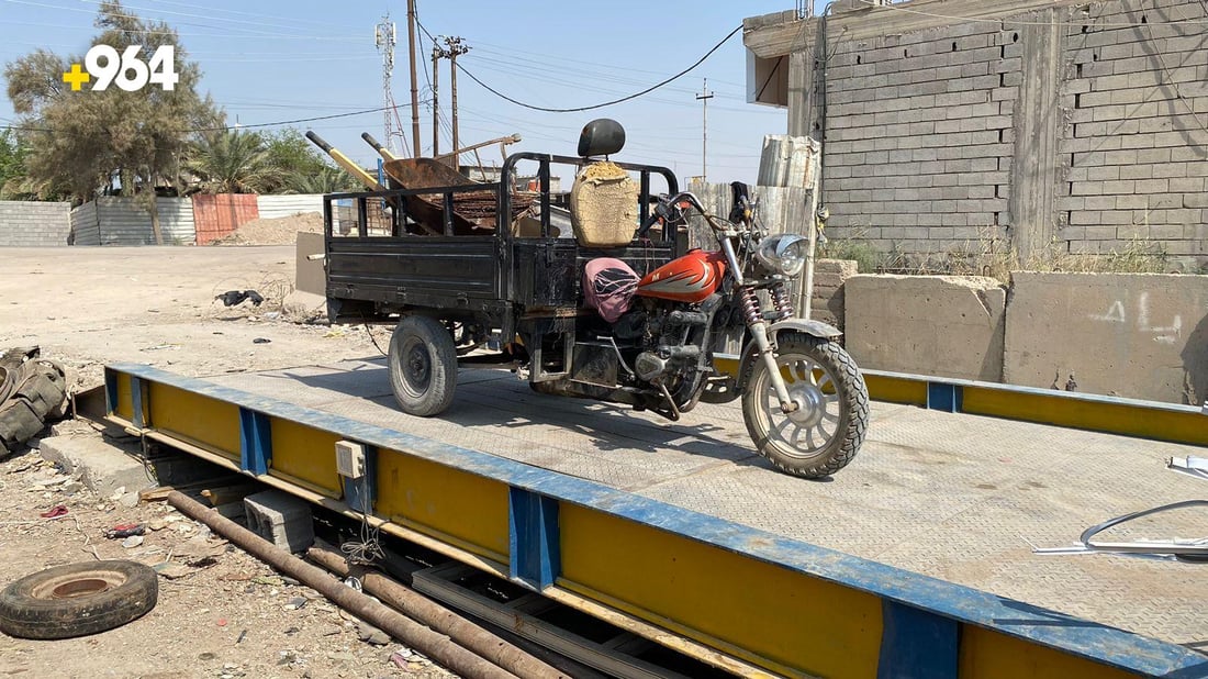 صور من علوة المعادن في أبو الخصيب: تشتري من “الجوالين” وتبيع لمعمل البصرة