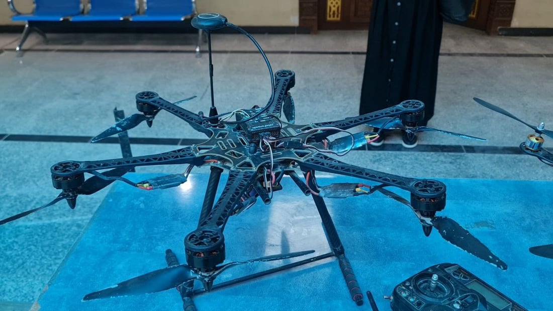 صور: طائرات مسيّرة ورادارات.. جامعة المثنى تعرض ابتكارات الطلاب و”تقطع الاتصالات”