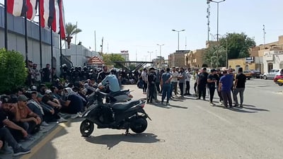 “المحافظ يتحمل كل قطرة دم تراق”.. اعتقالات وتفريق بالقوة لمتظاهري الكوت