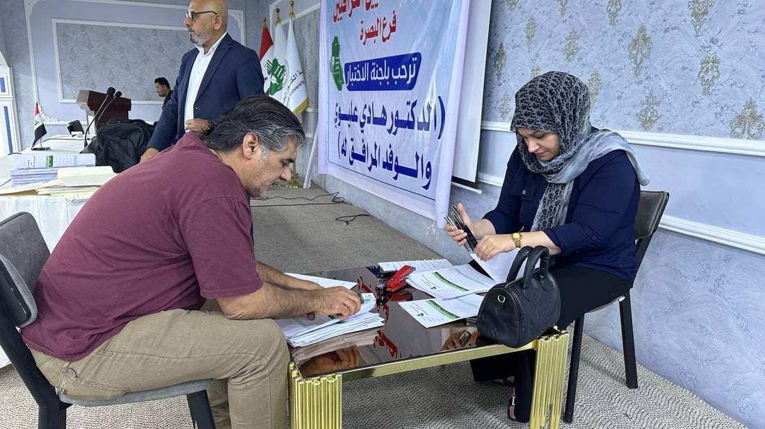 البصرة: نقابة الصحفيين تختبر كفاءة 150 متقدماً.. لجنة من بغداد تشرف على العملية